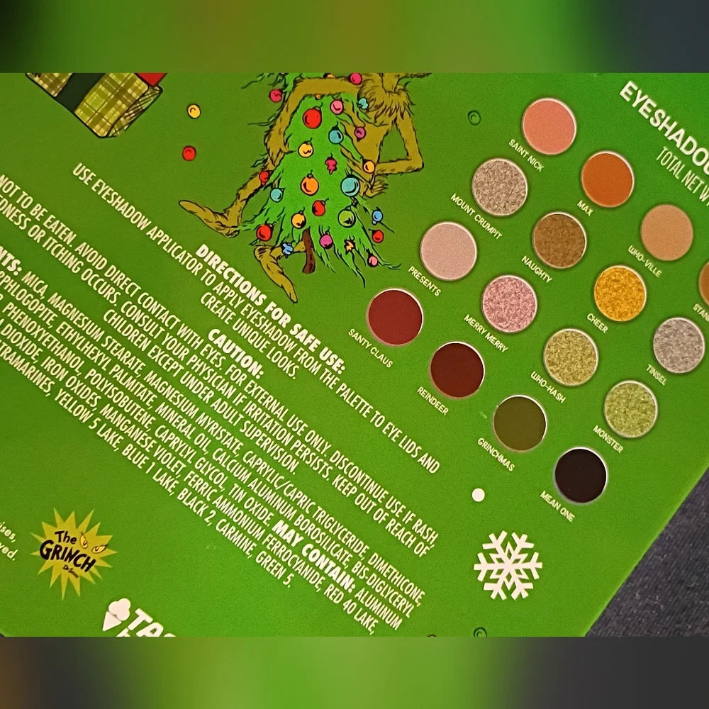 NWT Taste Beauty Grinch Bundle